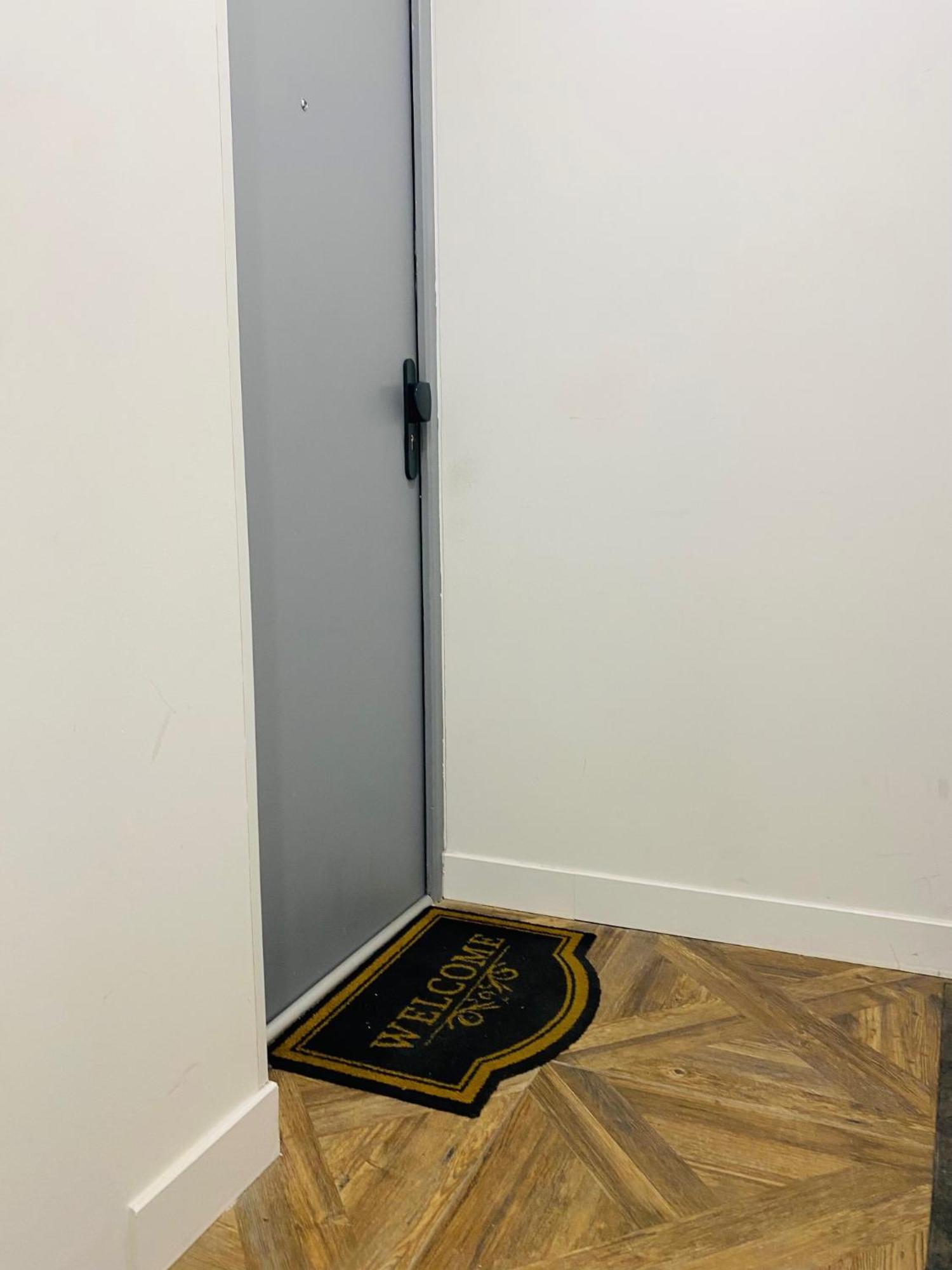 Douillet Et Coquet Appartement Climatise - Parking Prive Gratuit - Centre Montpellier Eksteriør billede